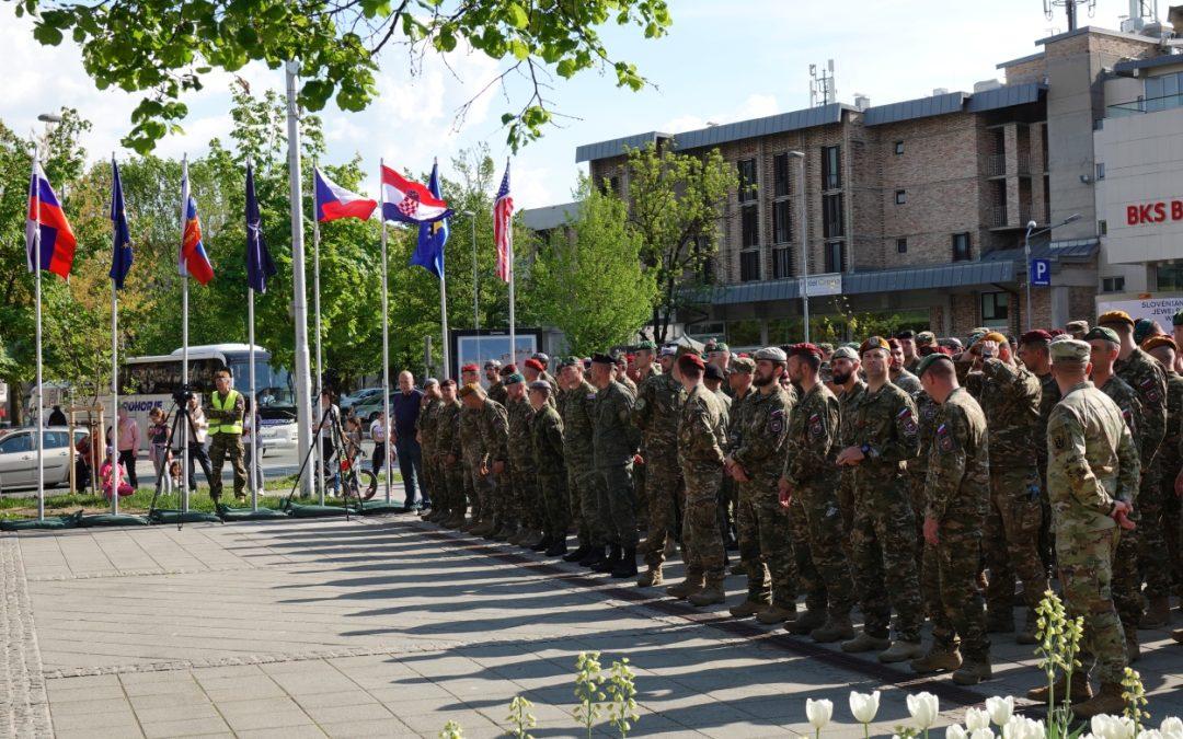 Jubilejno 10. tekmovanje oddelkov Slovenske vojske