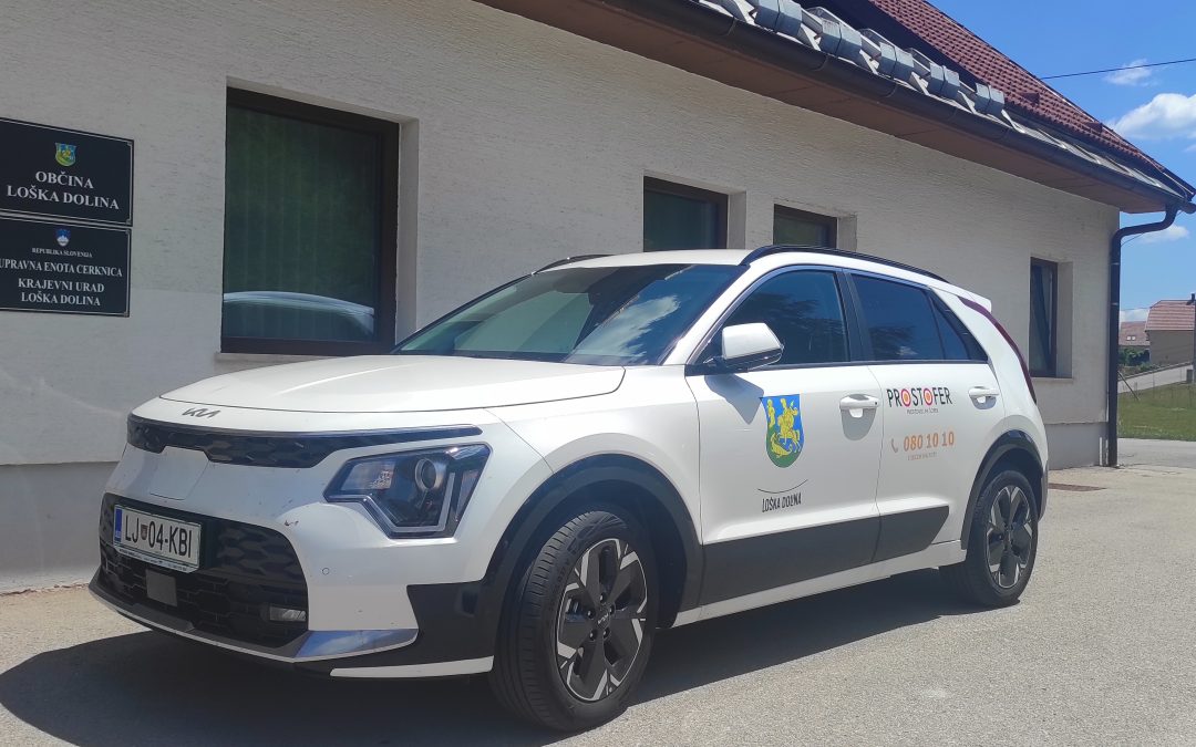 Novo električno vozilo za izvajanje brezplačnih prevozov Prostofer v Občini Lo&scaron;ka dolina